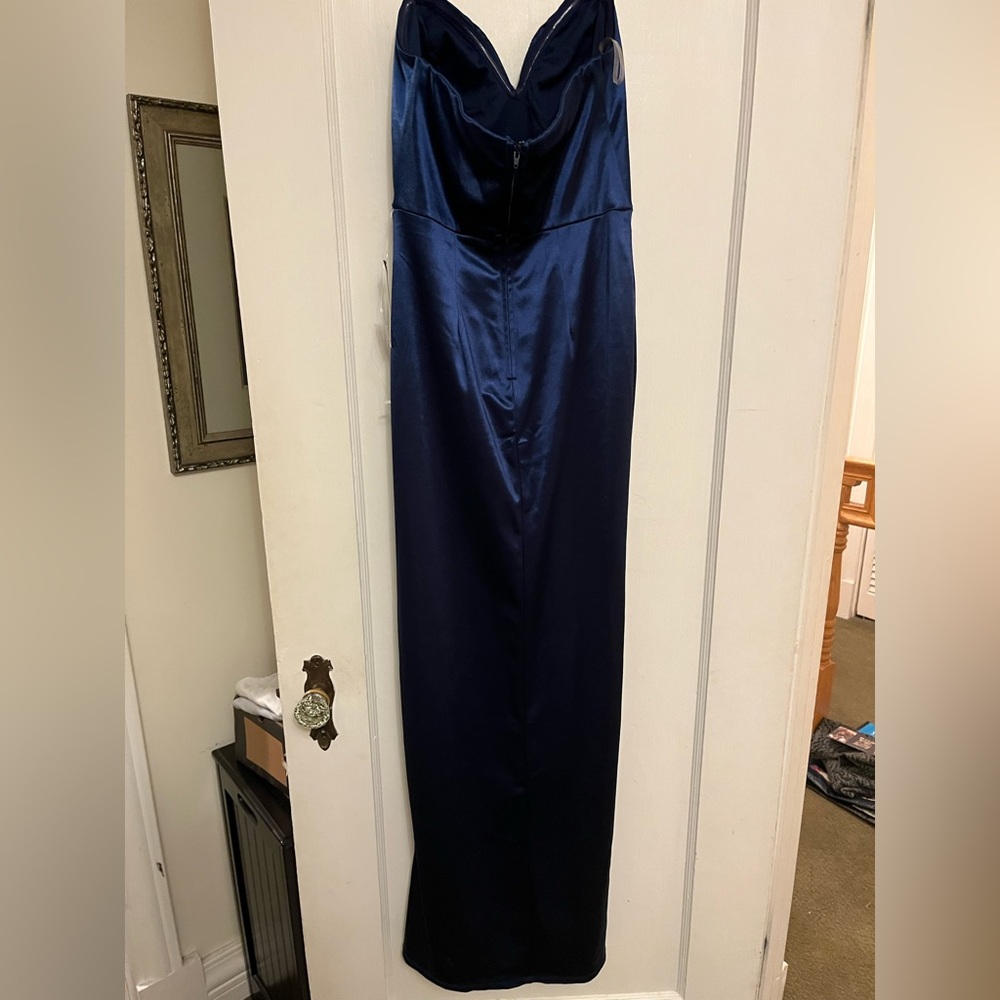NWT! Strapless Navy Blue Gown - Picture 6 of 10